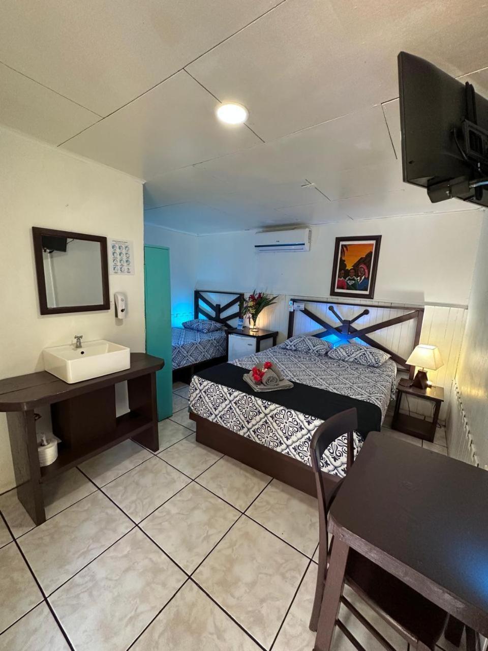 Hotel Maritza Puerto Viejo de Talamanca Ngoại thất bức ảnh